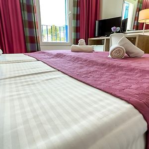 Standard Zimmer mit Kingsize-Bett